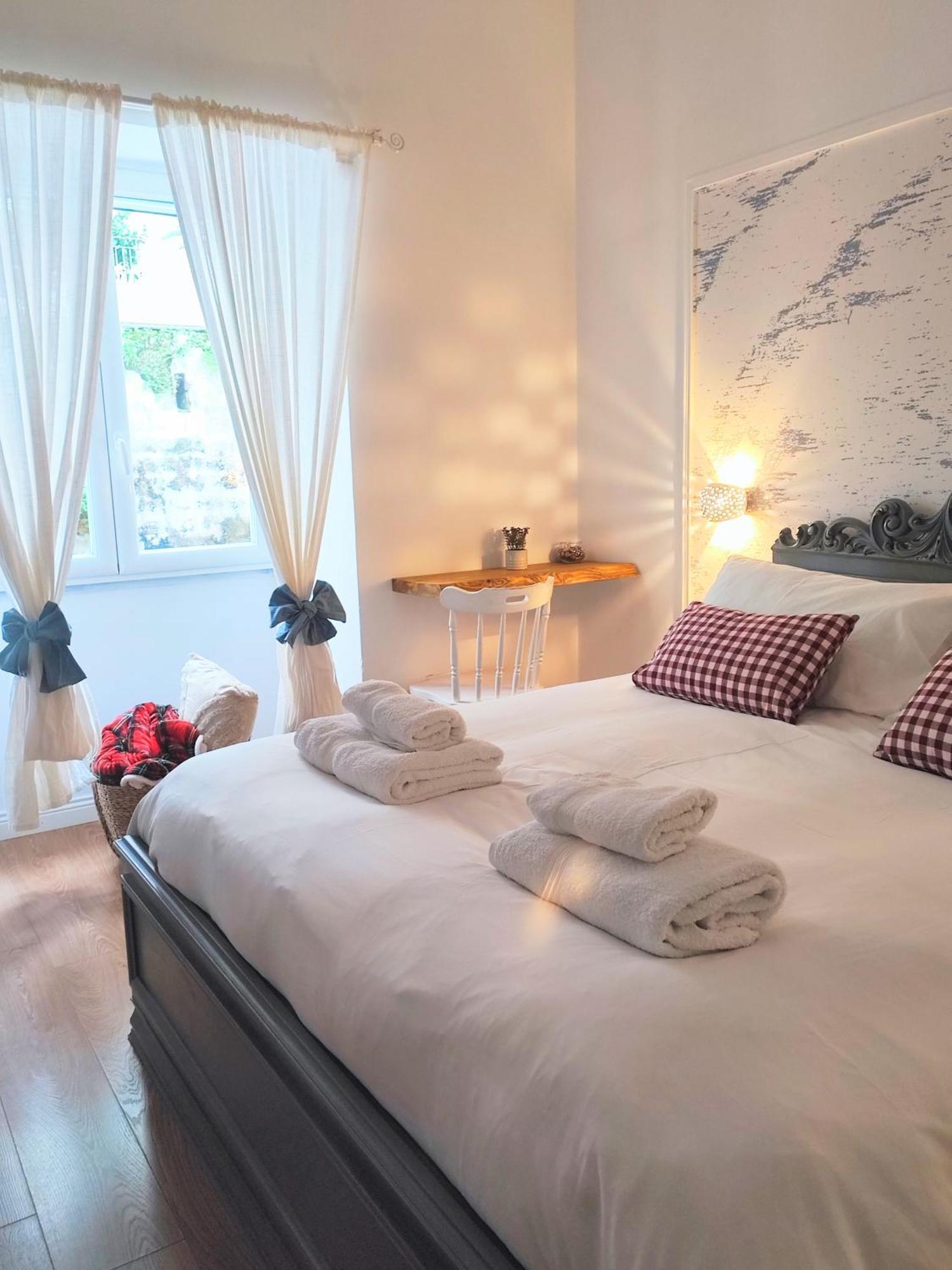 Annamaria Rooms Neapol Pokoj fotografie
